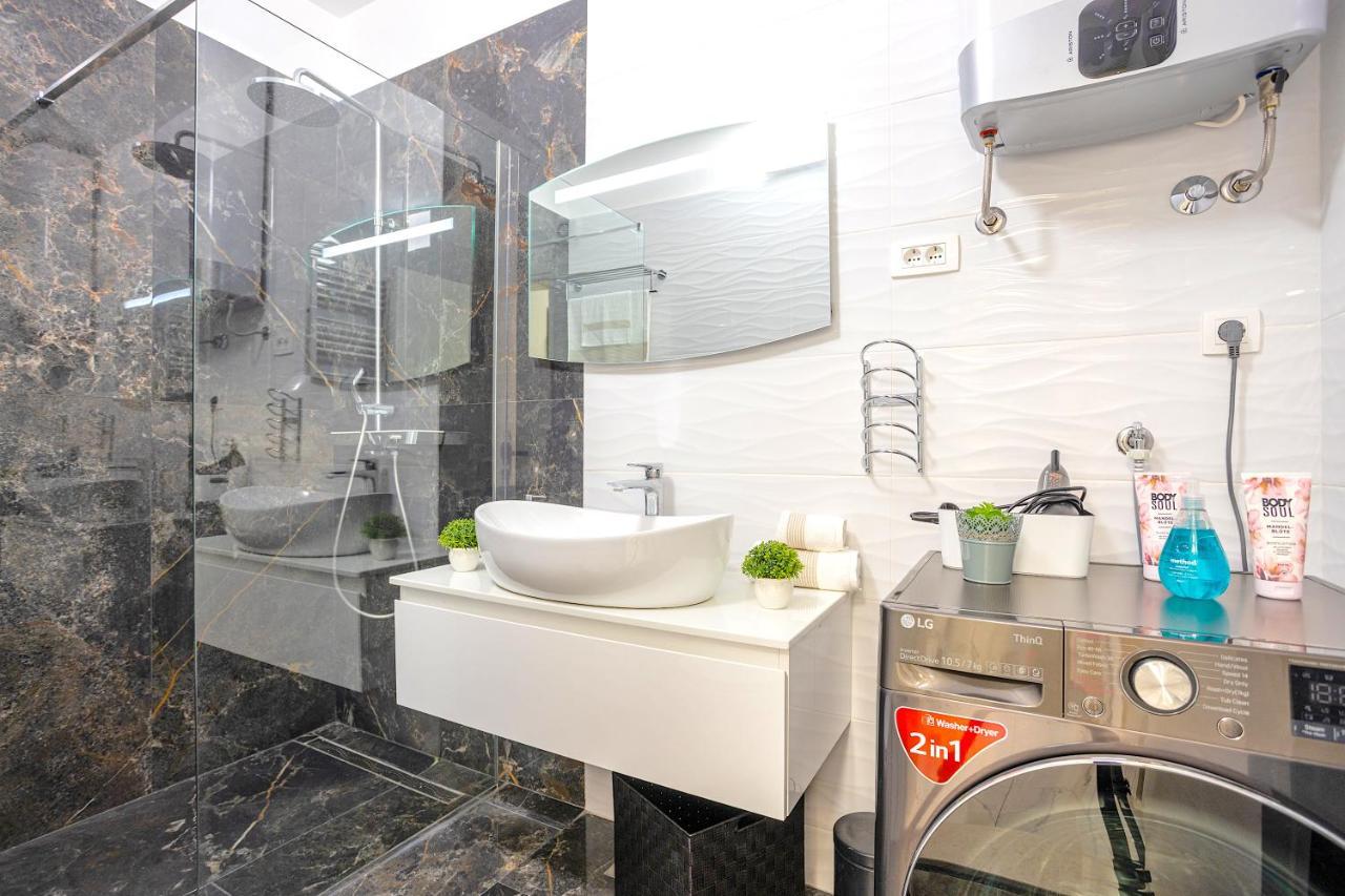 Lux Holiday Apartment Tony @ 10 Min Znjan Beach Split Ngoại thất bức ảnh